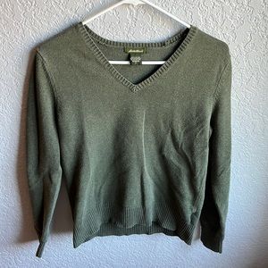 Size Small Eddie Bauer sweater
